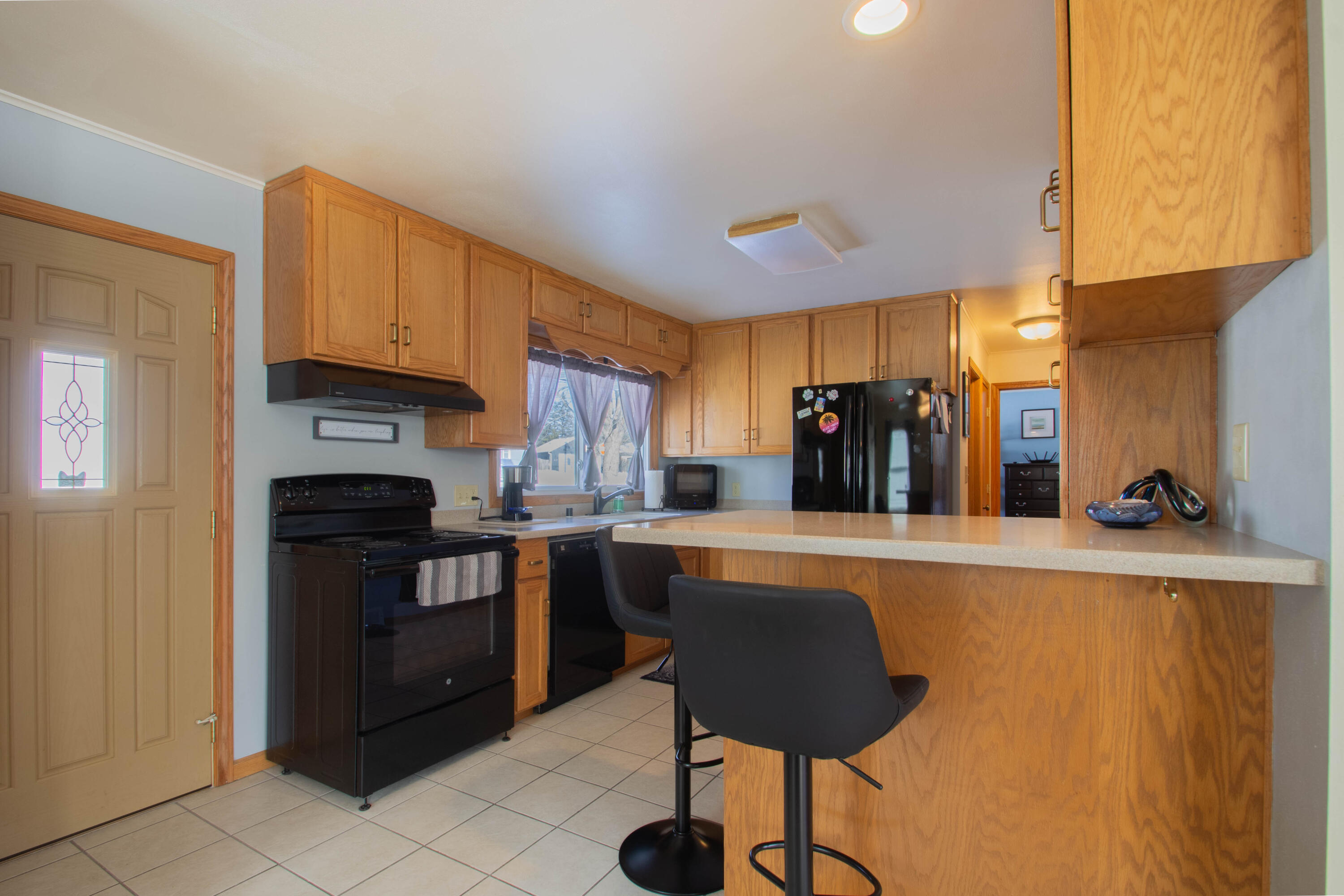 26 Park View Lane Watertown, WI 53094 - Photo 22 of 44 Kitchen