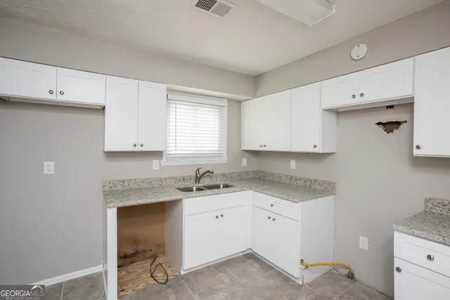 $1,930 | 140 Paces Way, Fayetteville, GA 30215