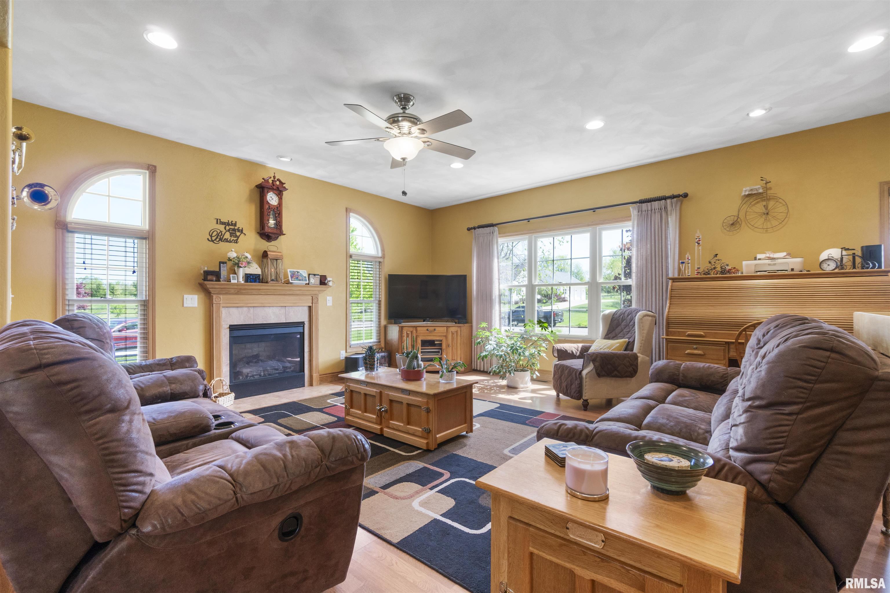 23353 Augusta Drive Washington, IL 61571 - Photo 6 of 53