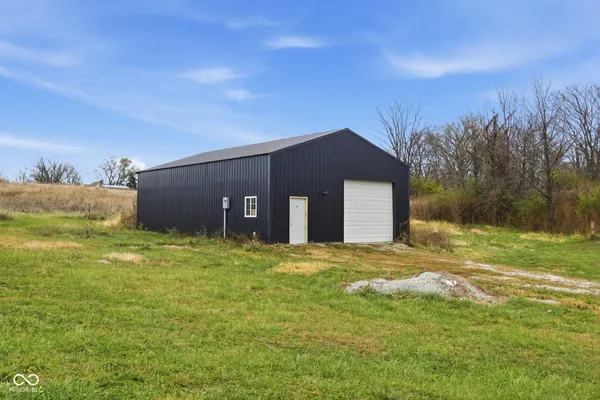 $500,000 | 6192 South County Road 550 East, Greencastle, IN 46135