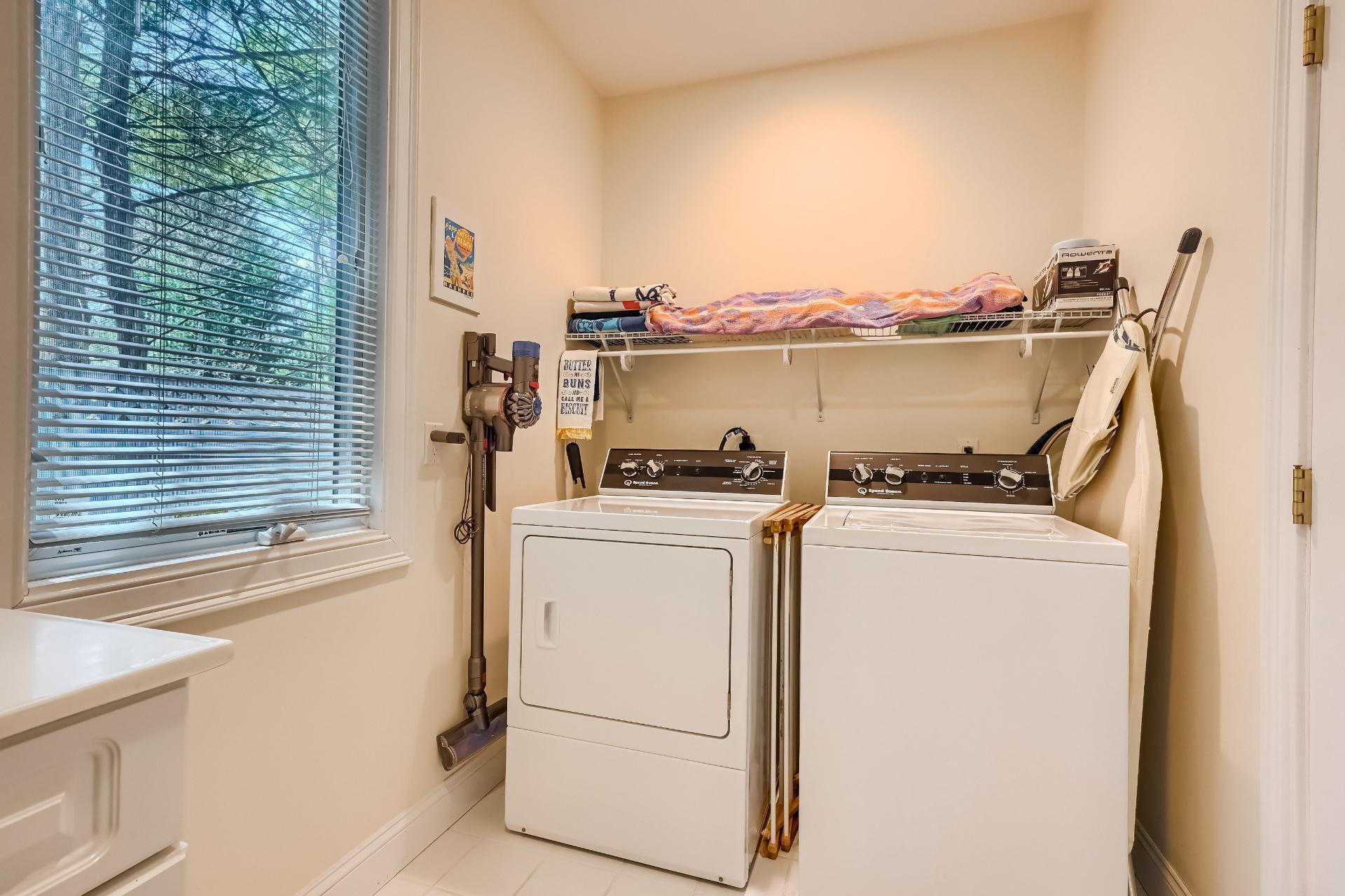 4 Tide Run Mashpee, MA 02649 - Photo 37 of 46 a utility room with dryer and washer