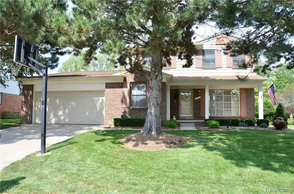 618 Baker Street Rochester Hills, MI 48307 - Photo 1 of 25