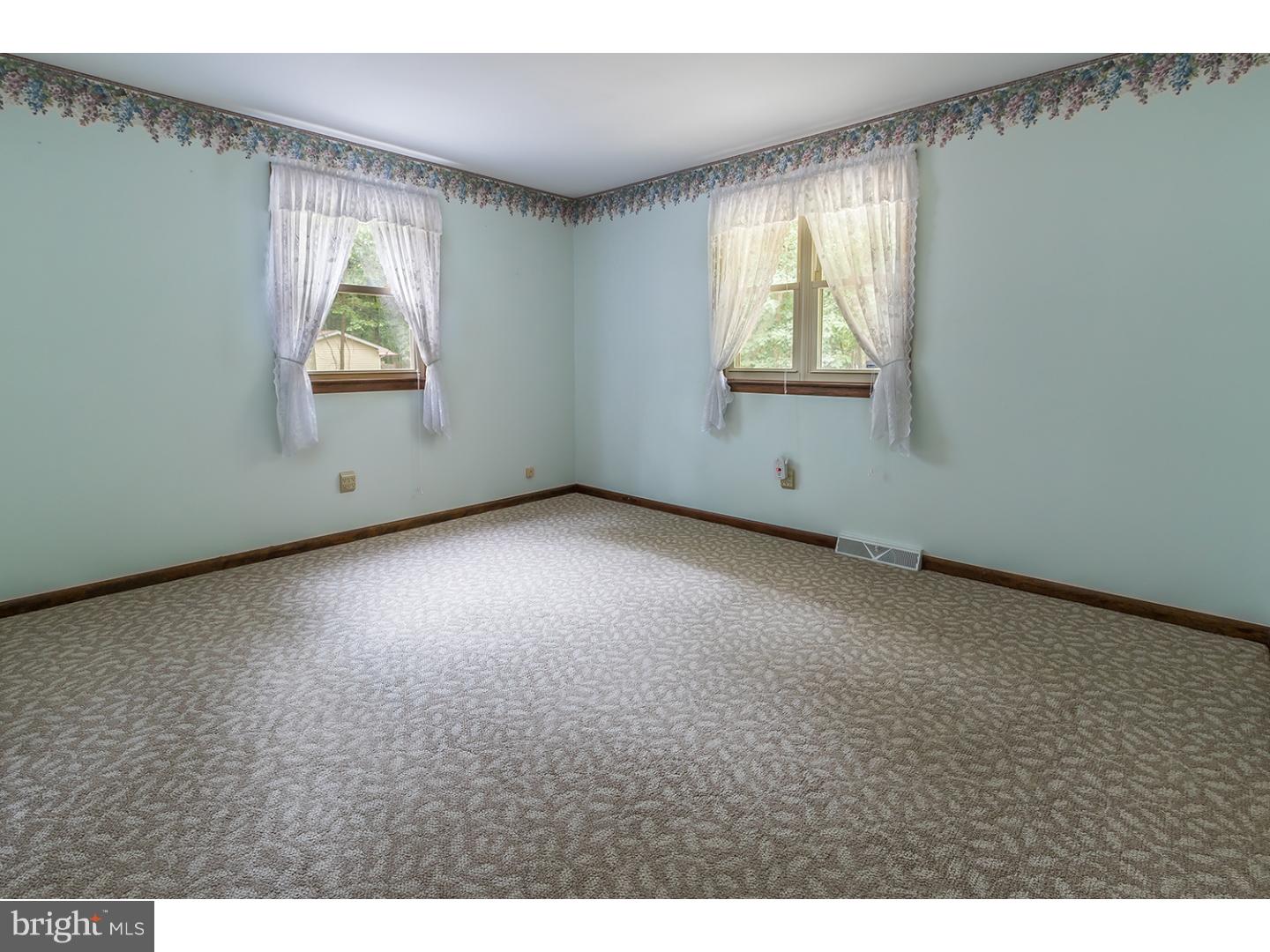 59 Avenue Road Vincentown, NJ 08088 - Photo 12 of 24