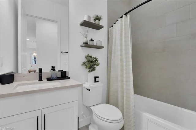 $7,750 | 7242 Saona Court, Naples, FL 34113