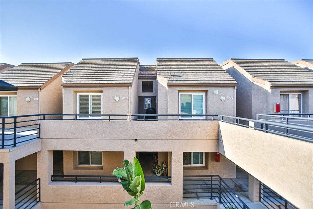 1200 Pacific Coast Highway, Unit 423 Huntington Beach, CA 92648 - Photo 18 of 40 front view of house with a balcony