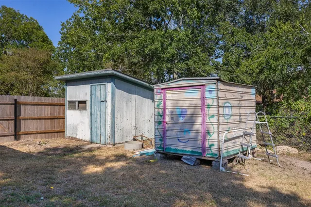 $199,000 | 312 South Wilson Avenue, Giddings, TX 78942