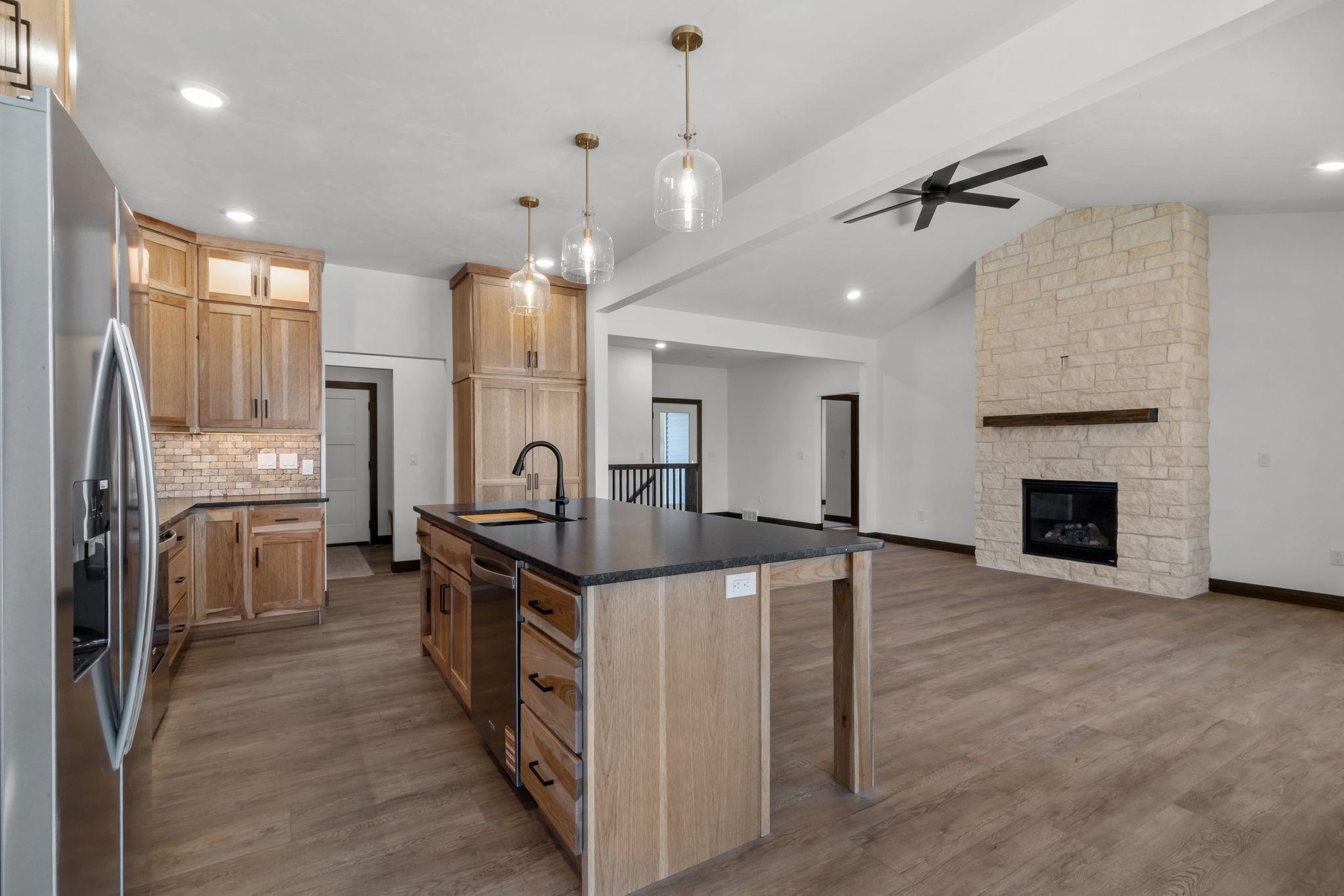 N9266 West Homestead Drive Appleton, WI 54915 - Photo 5 of 29