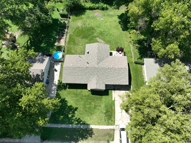 $180,000 | 117 Main Street, Rossville, KS 66533