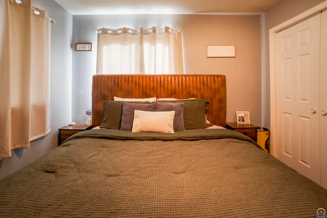 $180,000 | 117 Main Street, Rossville, KS 66533