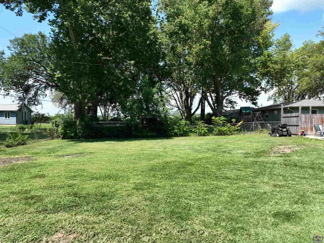 $180,000 | 117 Main Street, Rossville, KS 66533