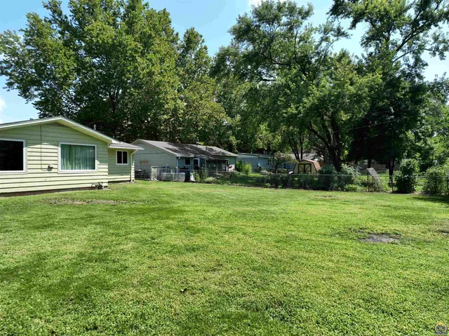 $180,000 | 117 Main Street, Rossville, KS 66533