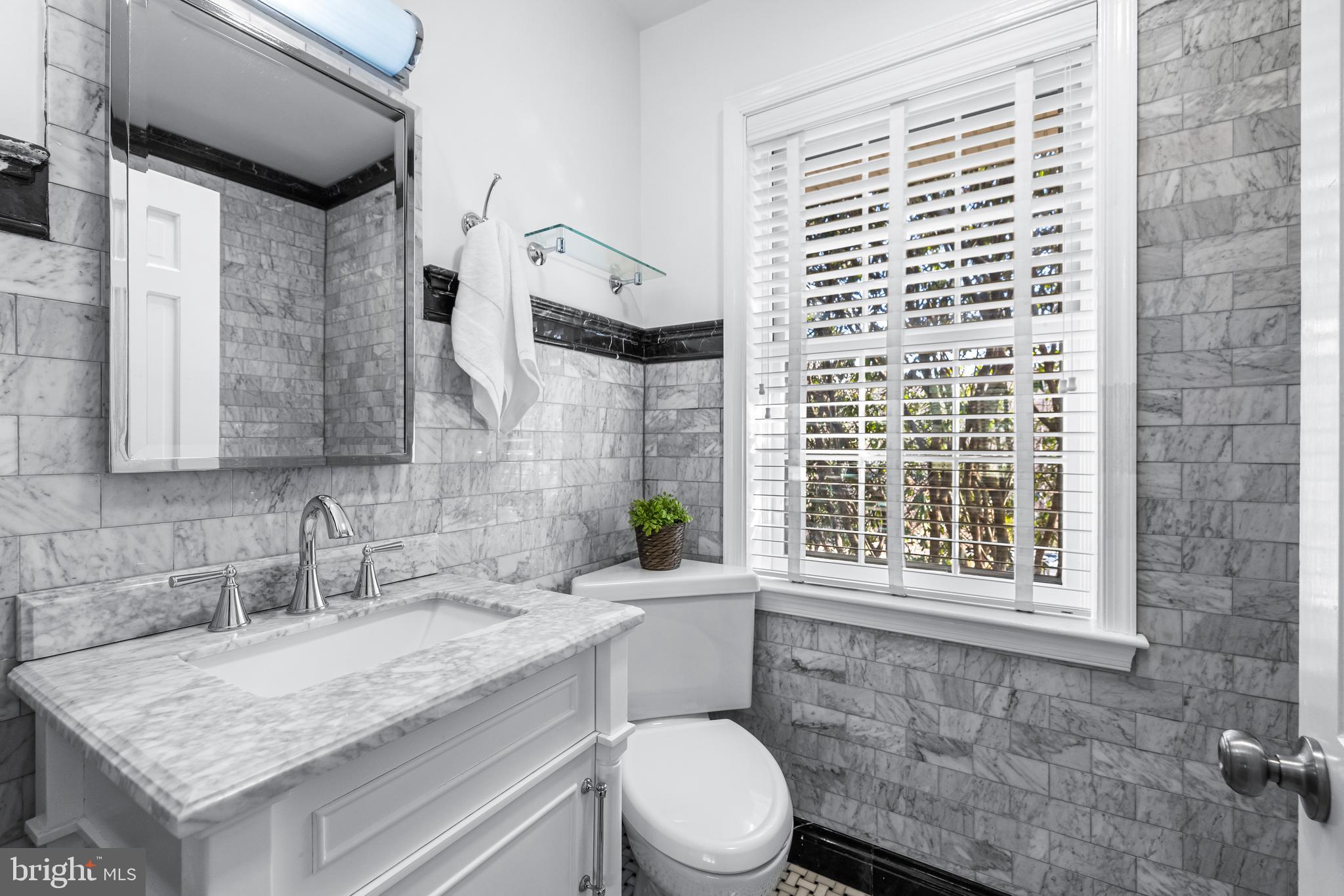 13115 Dulaney Valley Road Glen Arm, MD 21057 - Photo 31 of 60 Ensuite bath