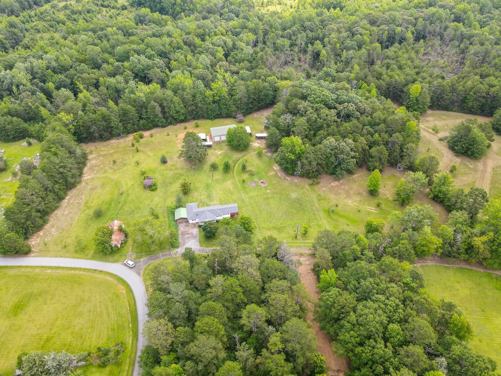 160 Bill Roberson Road Enoree, SC 29335 - Photo 3 of 25
