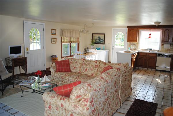 7 Misty Bay Road Fairhaven, MA 02719 - Photo 2 of 13 Gallery Image 2