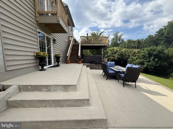 690 Academy Road York, PA 17406 - Photo 5 of 11