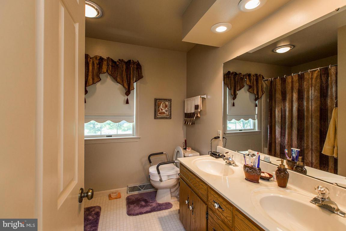 2651 Hazelwood Road Lancaster, PA 17601 - Photo 33 of 60 Gallery Image 33