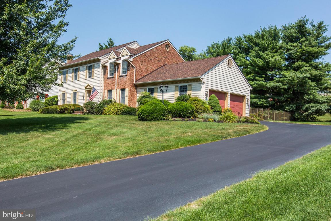 2651 Hazelwood Road Lancaster, PA 17601 - Photo 9 of 60 Gallery Image 9