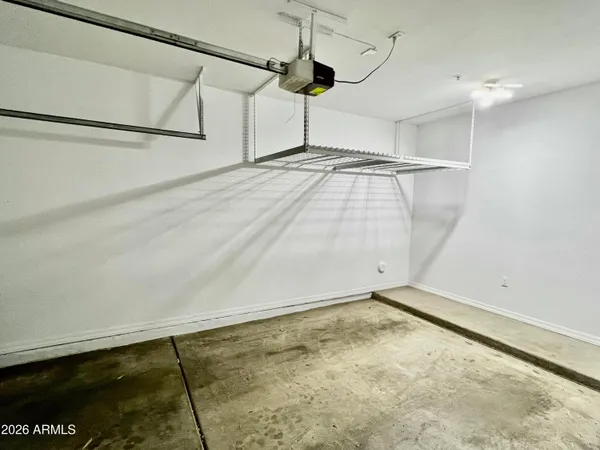$1,949 | 1342 West Emerald Avenue, Unit 357, Mesa, AZ 85202