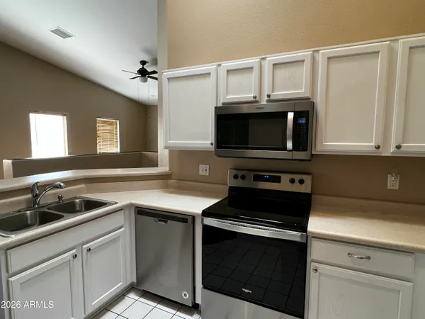 $1,999 | 1342 West Emerald Avenue, Unit 357, Mesa, AZ 85202