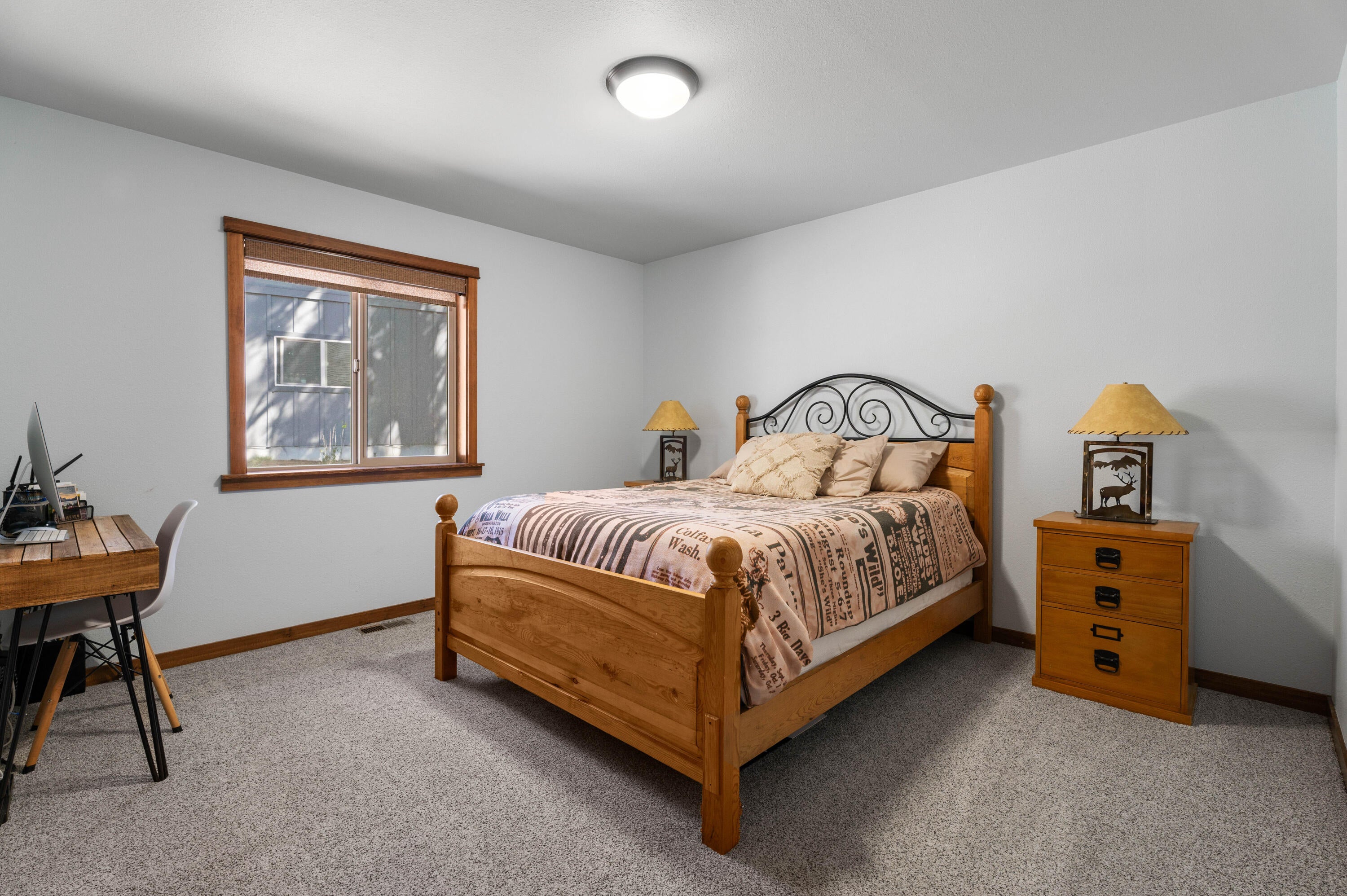 19041 Baker Road Bend, OR 97702 - Photo 21 of 45 15-Bedroom