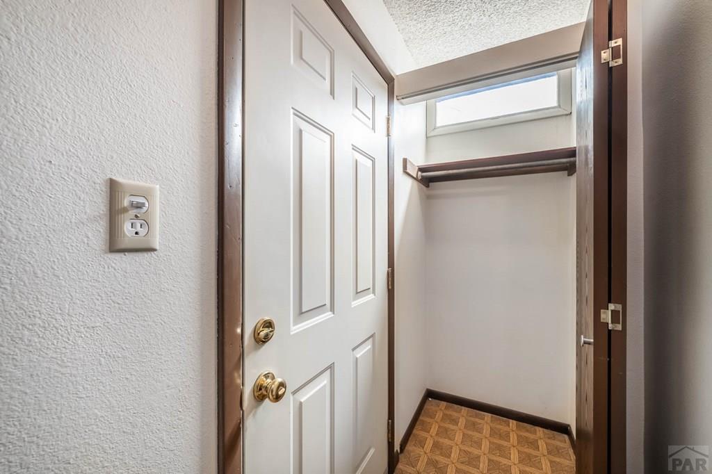 1901 Mohawk Road Pueblo, CO 81001 - Photo 2 of 30 a view of walk in closet