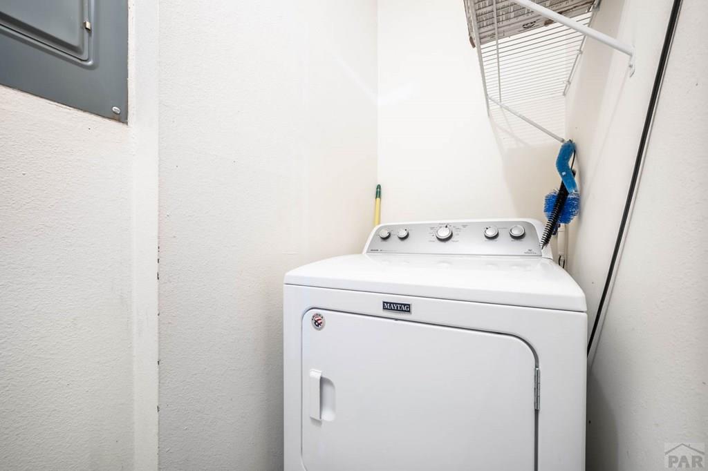 1901 Mohawk Road Pueblo, CO 81001 - Photo 21 of 30 a utility room with dryer and washer