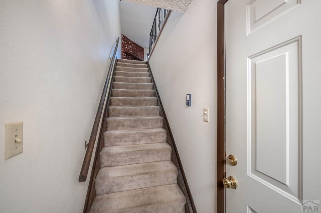 1901 Mohawk Road Pueblo, CO 81001 - Photo 3 of 30 a view of entryway