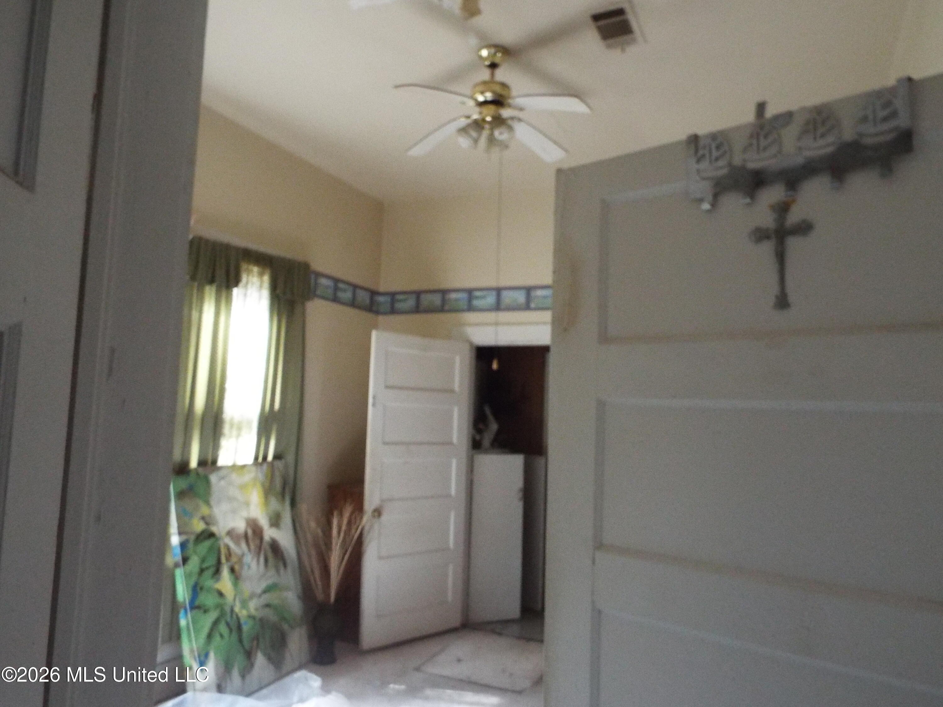 504 South 5th Street McComb, MS 39648 - Photo 2 of 20 DSCF0770