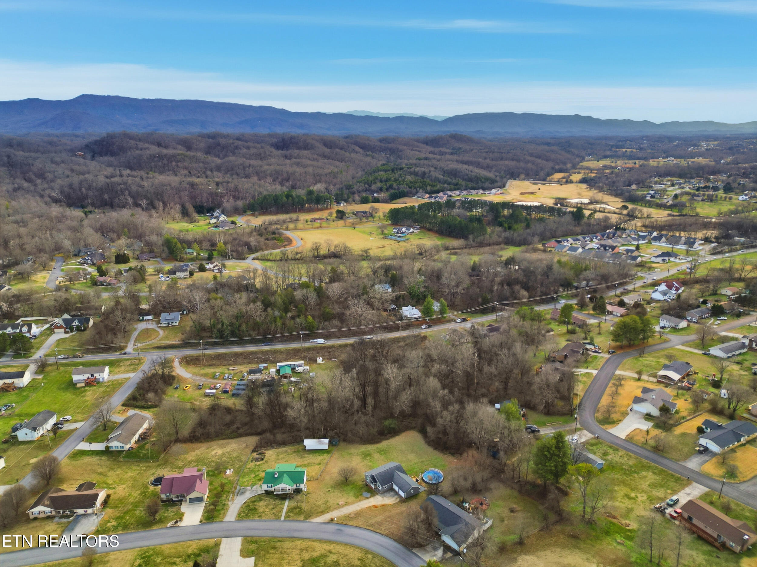 107 Sunflower Loop Seymour, TN 37865 - Photo 28 of 29 28_dji_0084
