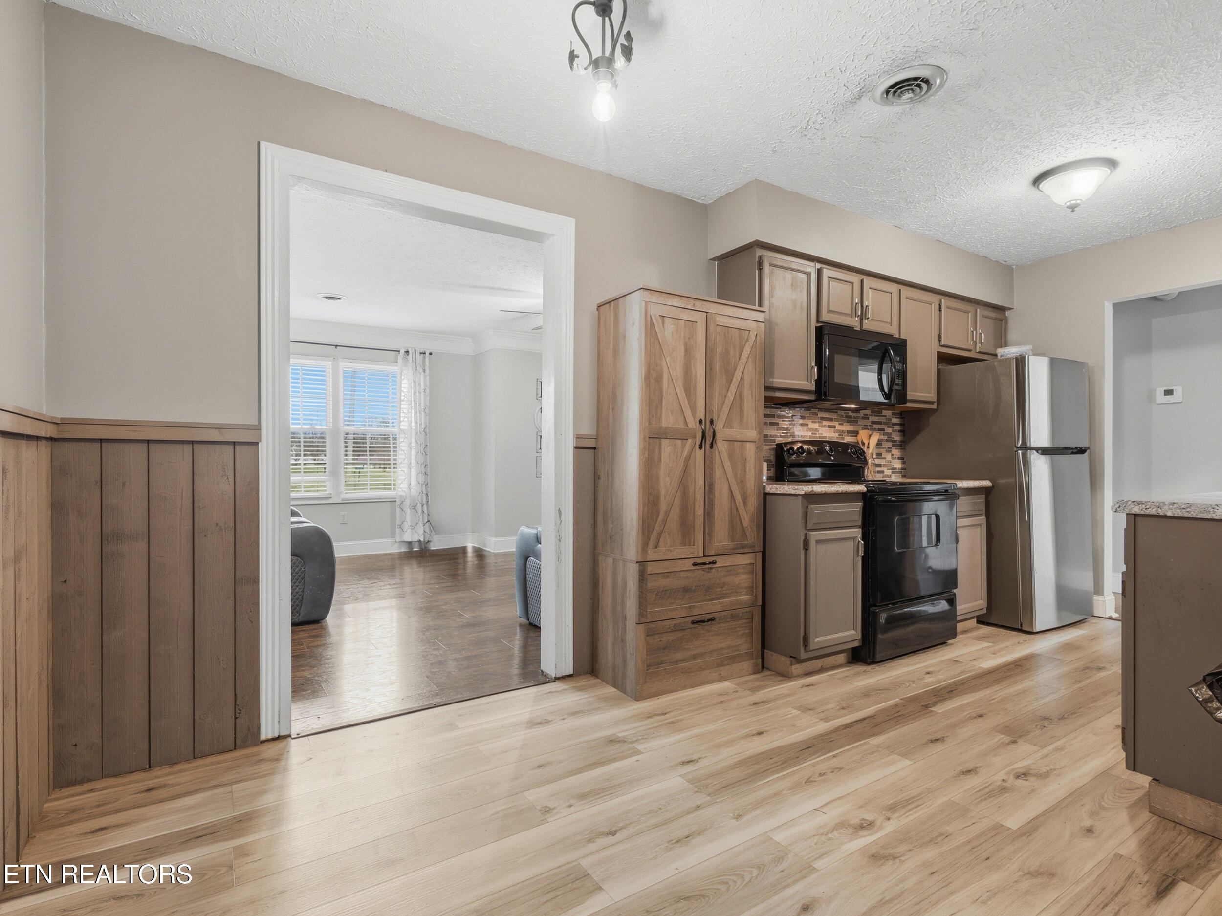 107 Sunflower Loop Seymour, TN 37865 - Photo 10 of 29 10_img_6349