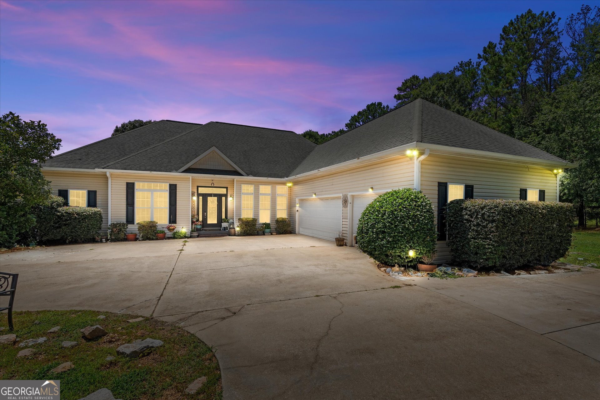 900 Old 4 Notch Road Carrollton, GA 30116 - Photo 1 of 52