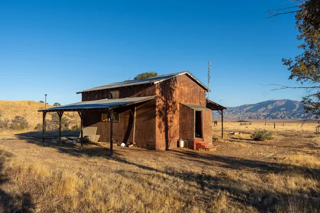 $2,198,000 | 2170-7451 Aliso Park Road, Cuyama, CA 93254