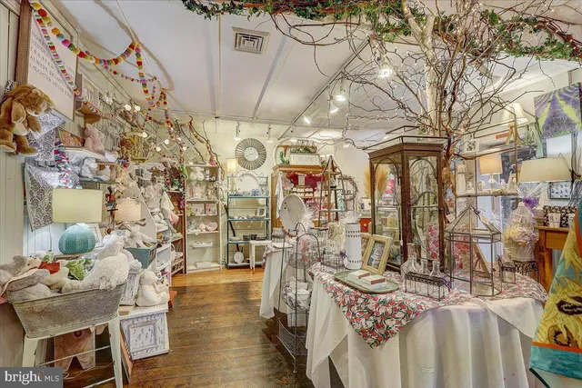 a view of a storage & utility room