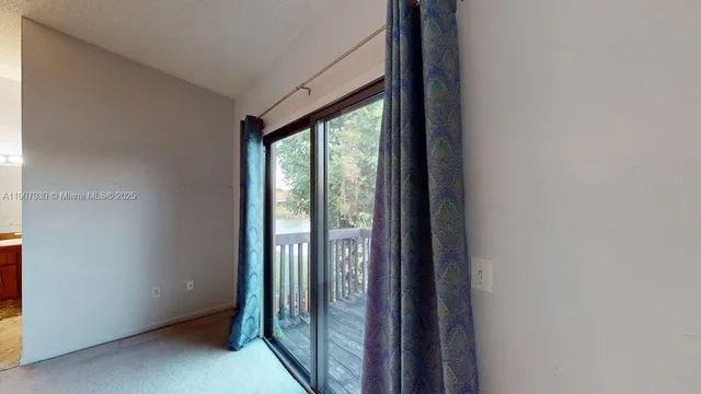 $405,000 | 4222 Southwest 87th Terrace, Davie, FL 33328