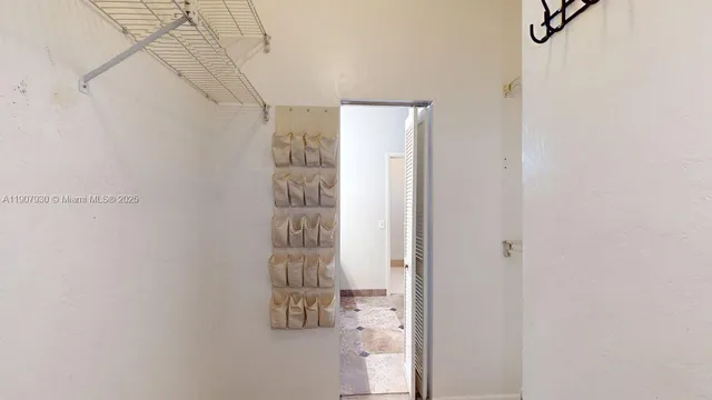 $405,000 | 4222 Southwest 87th Terrace, Davie, FL 33328