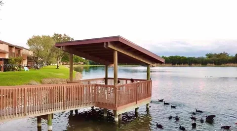 $405,000 | 4222 Southwest 87th Terrace, Davie, FL 33328