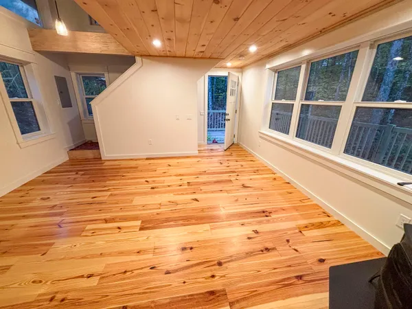 $499,000 | 438 Marshall Road, Duxbury, VT 05676