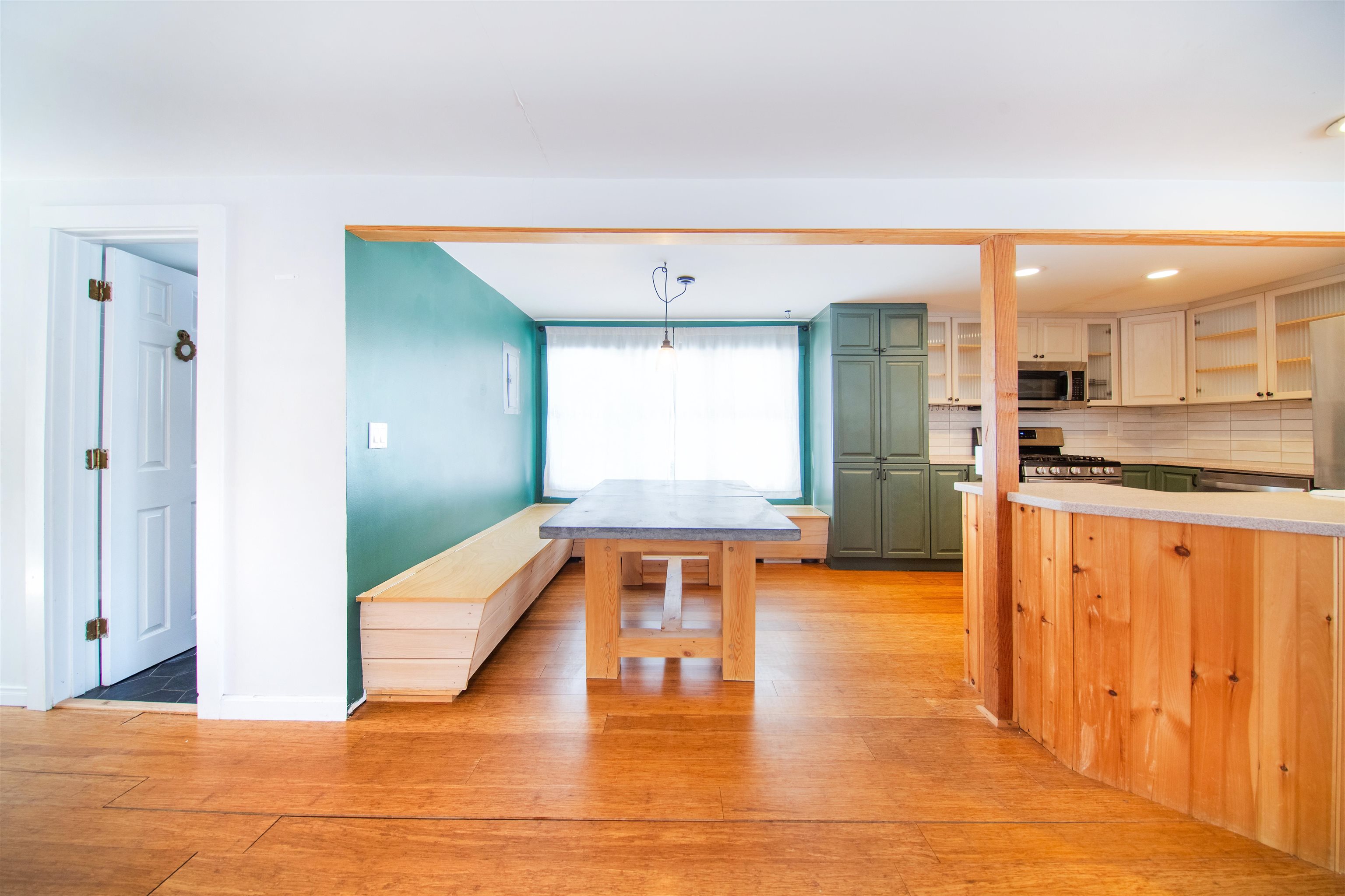 438 Marshall Road Duxbury, VT 05676 - Photo 4 of 39