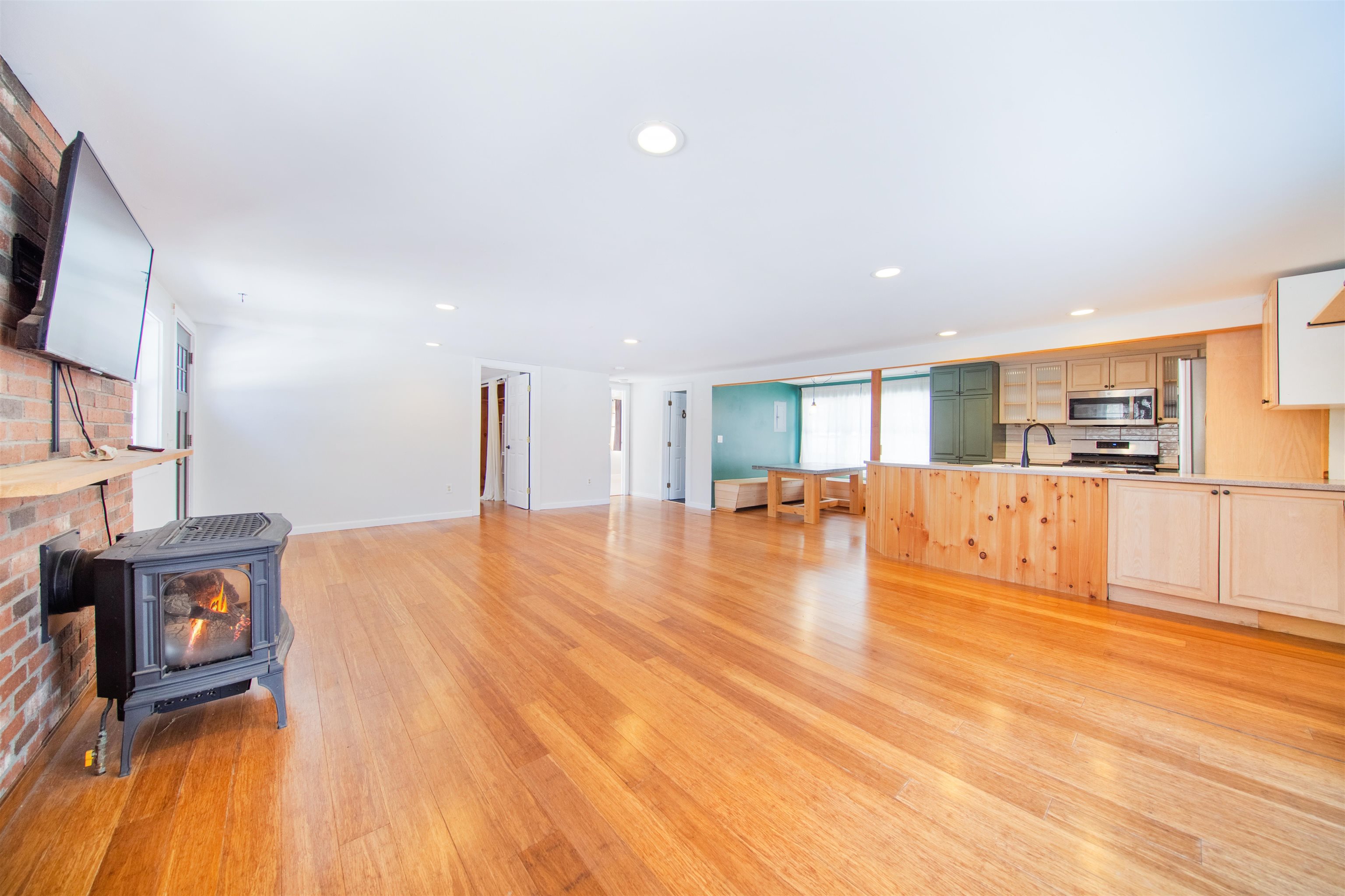 438 Marshall Road Duxbury, VT 05676 - Photo 7 of 39