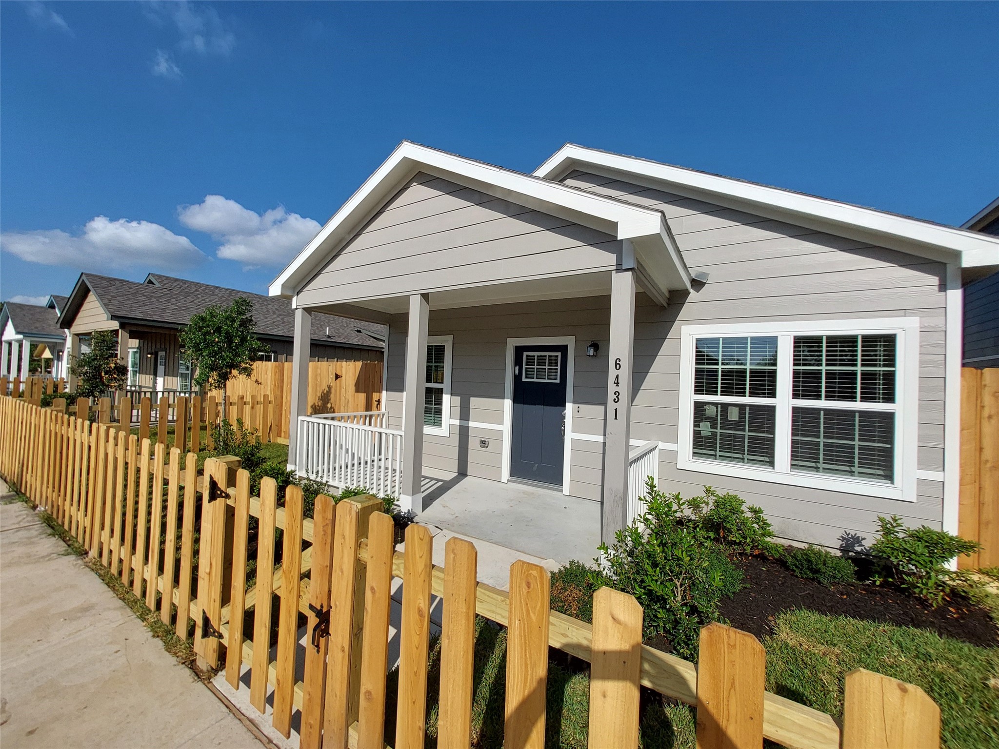 6431 Paris Street Houston, TX 77021 - Photo 2 of 13