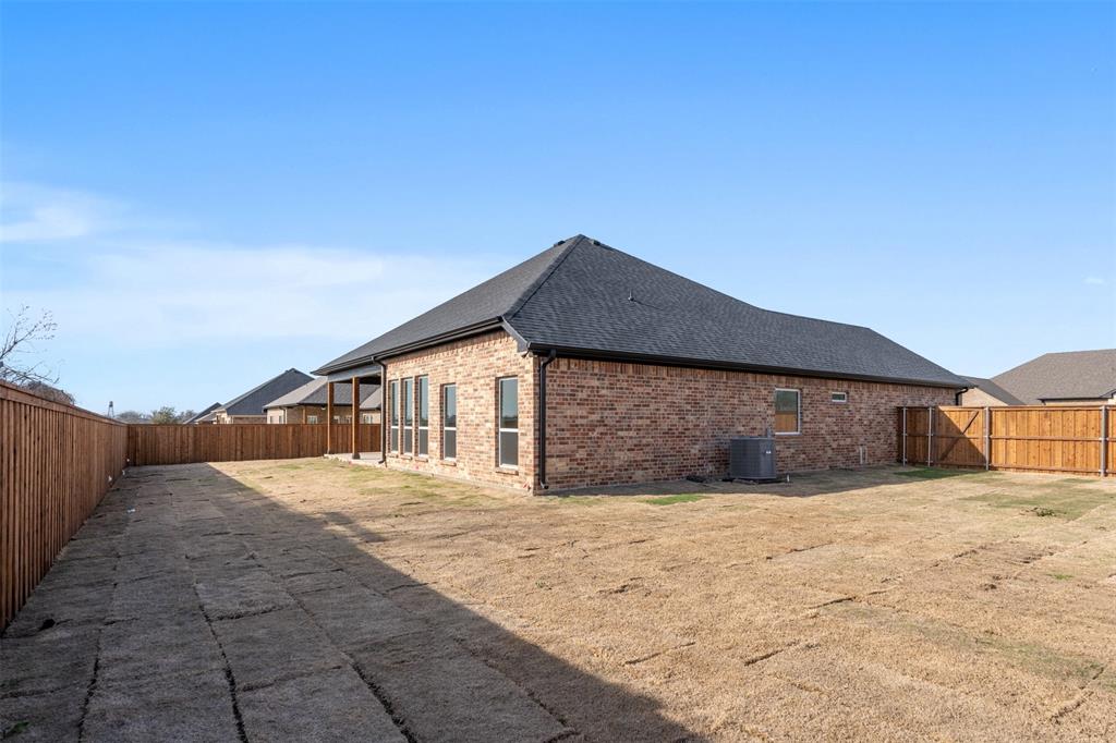 503 Limestone Circle Mabank, TX 75147 - Photo 28 of 36
