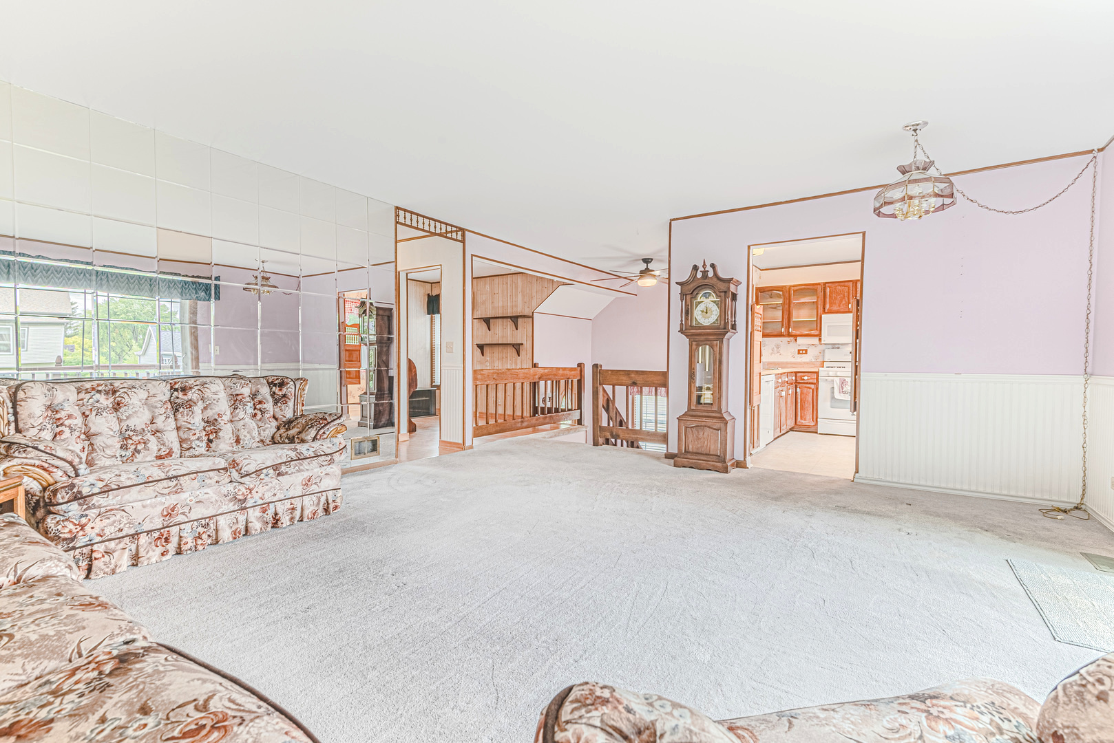 215 North Oltendorf Road Streamwood, IL 60107 - Photo 10 of 31 Gallery Image 10