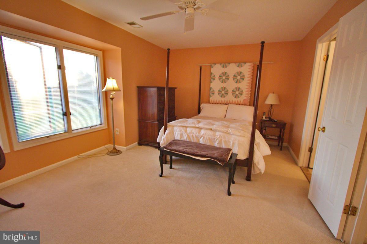5237 Columbia Road, Unit 569 Columbia, MD 21044 - Photo 12 of 30 Bedroom (Master) - carpeted
