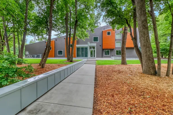 $1,699,900 | 131 49th Avenue East, West Fargo, ND 58078