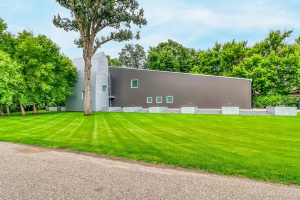 $1,699,900 | 131 49th Avenue East, West Fargo, ND 58078