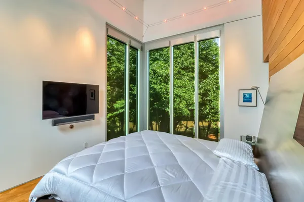 $1,699,900 | 131 49th Avenue East, West Fargo, ND 58078