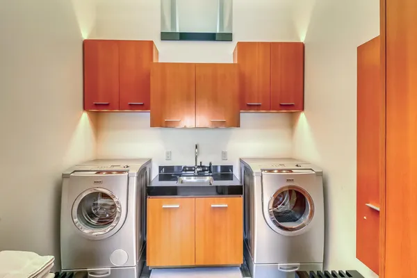 $1,699,900 | 131 49th Avenue East, West Fargo, ND 58078