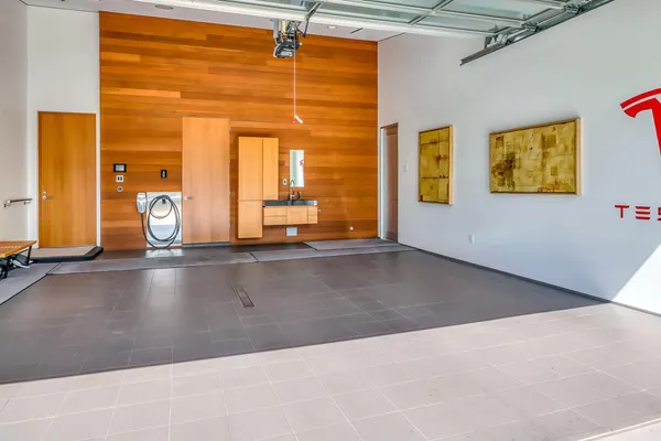 $1,699,900 | 131 49th Avenue East, West Fargo, ND 58078