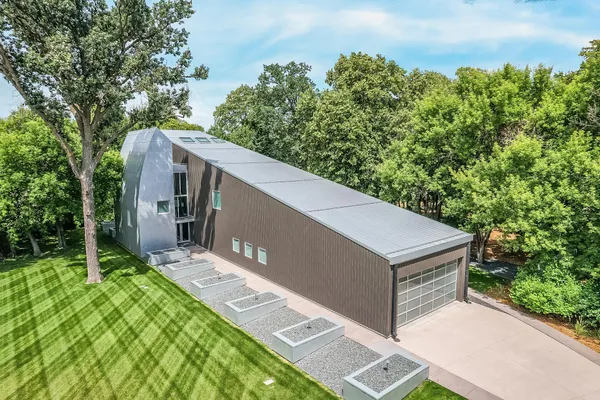 $1,699,900 | 131 49th Avenue East, West Fargo, ND 58078