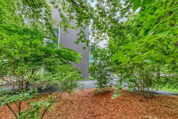 $1,699,900 | 131 49th Avenue East, West Fargo, ND 58078